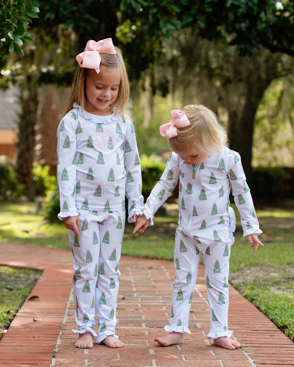 Green And Pink Knit Ribbons And Christmas Trees Zipper Pajamas