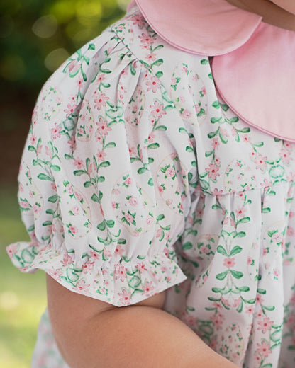 Pink Scalloped Collar Easter Egg Bubble