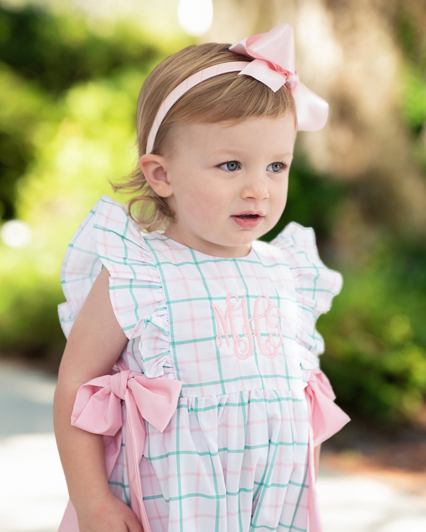 Pink And Green Windowpane Bow Bubble