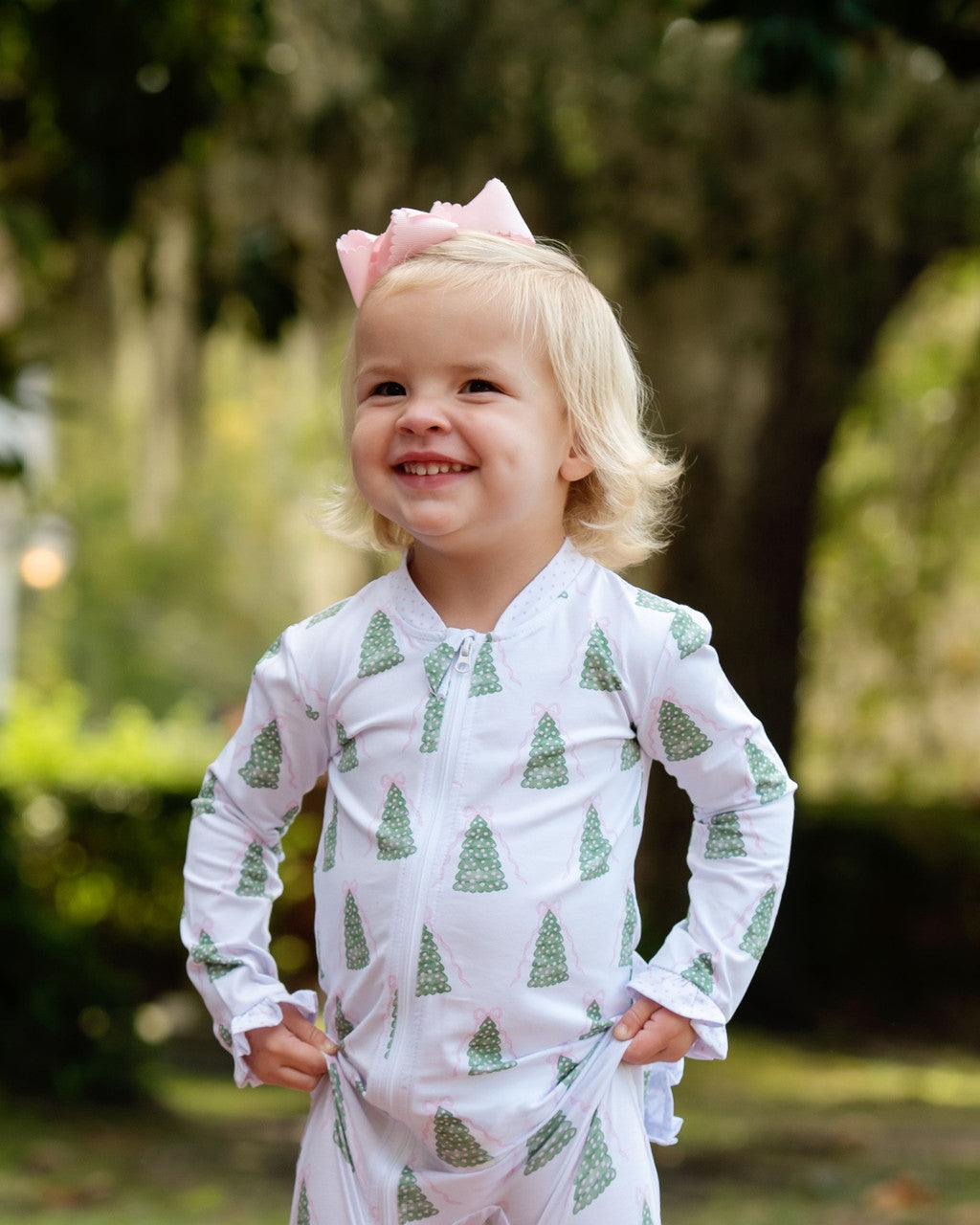 Green And Pink Knit Ribbons And Christmas Trees Zipper Pajamas